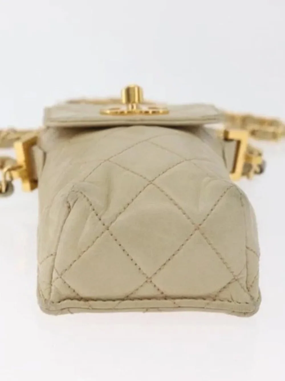 CHANEL Matelasse Chain Shoulder Bag Lamb Skin Beige Gold CC Auth 179876A